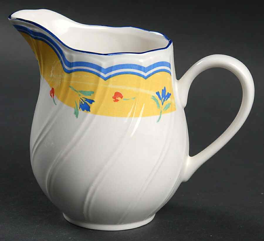 Scala Creamer by Sango-1