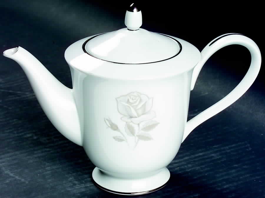 Serenity Teapot & Lid by Sango-1