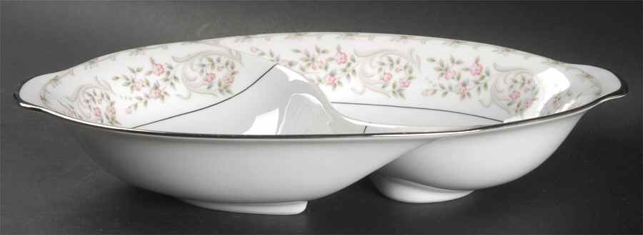 Shelton 11" Oval Divided Vegetable Bowl by Sango-1