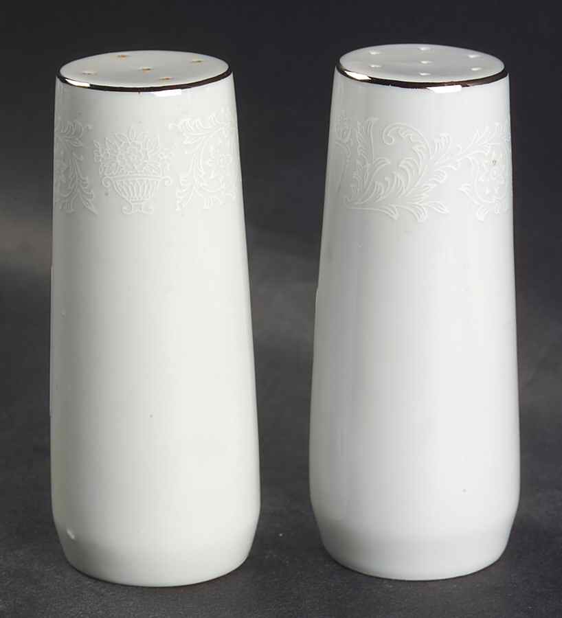 Southampton Salt & Pepper Set by Four Crown-1
