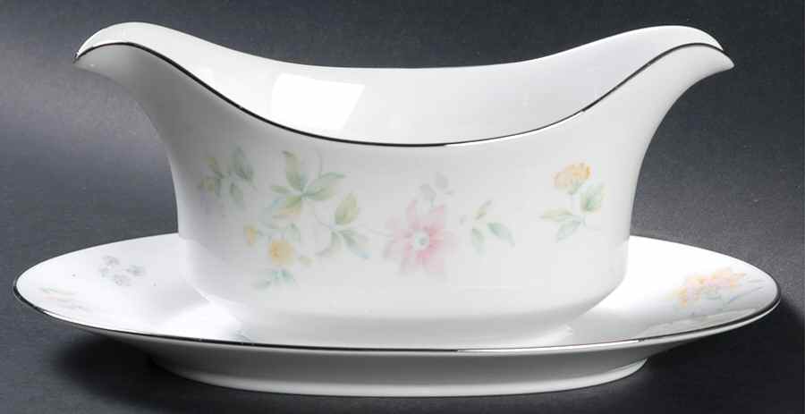Stella Gravy Boat with Attached Underplate by Sango-1
