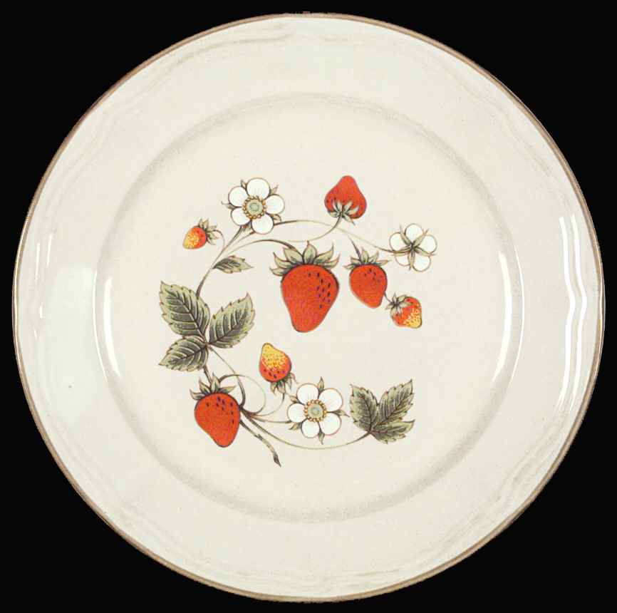 Strawberry Hill Dinner Plate by Sango-1