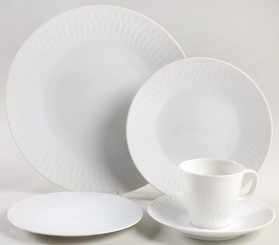 Strafito 5 Piece Place Setting by Sango-1