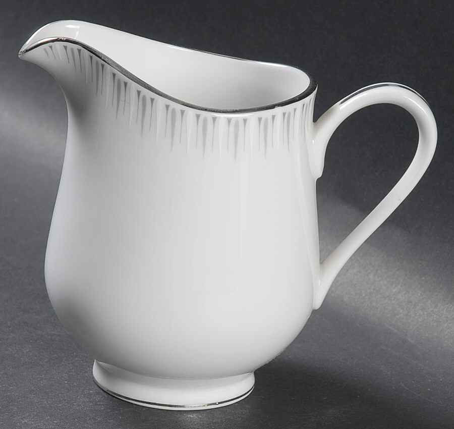 Teardrop Creamer by Sango-1