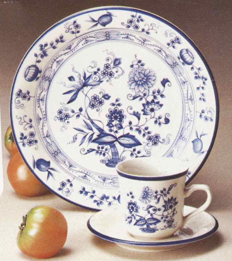 Torino Dinner Plate by Sango-1
