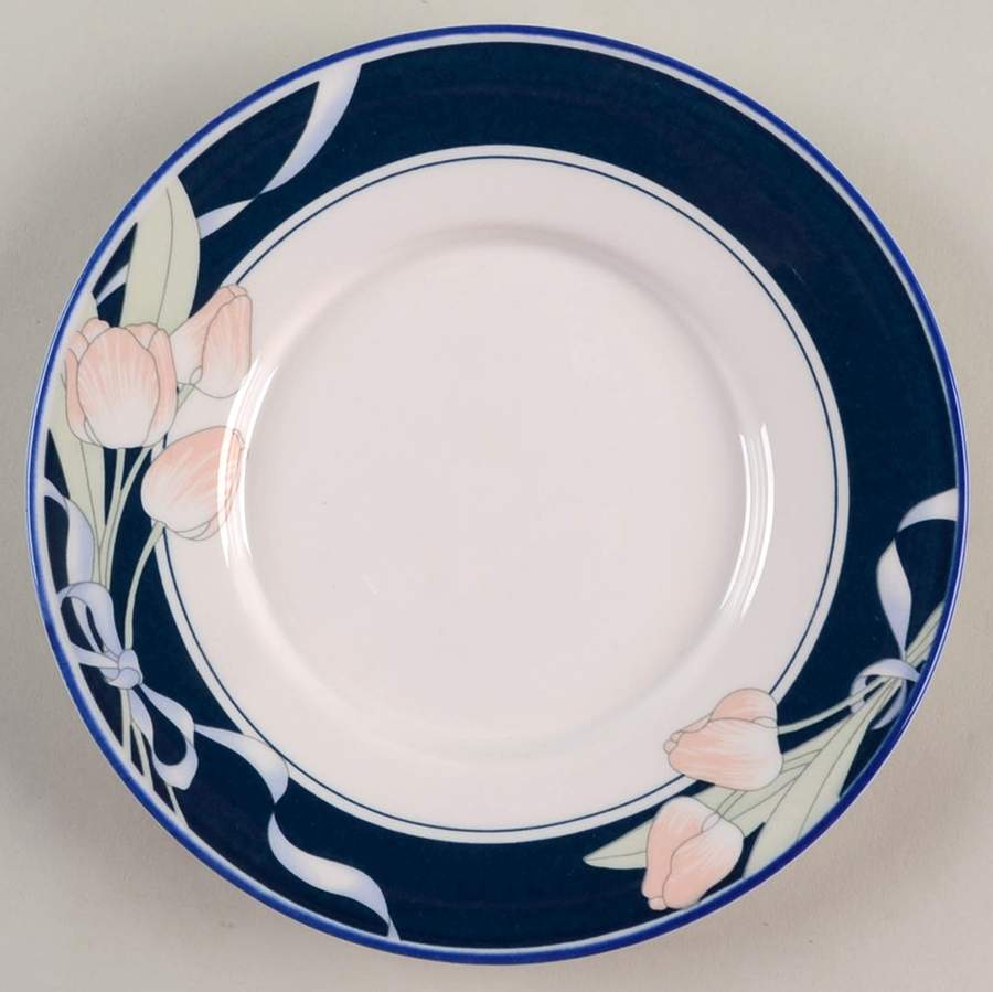 Tres Bon Saucer by Sango-1