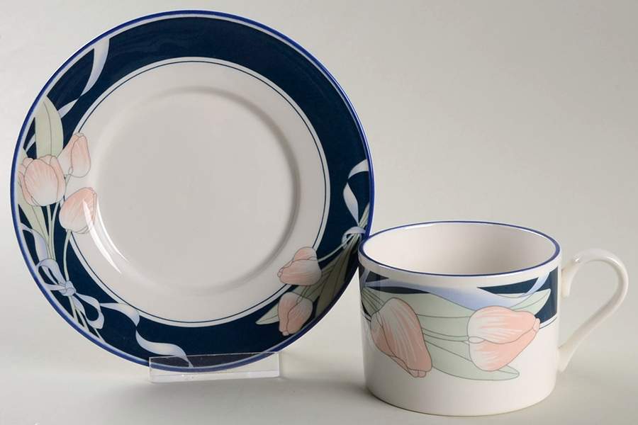 Tres Bon Flat Cup & Saucer Set by Sango-1
