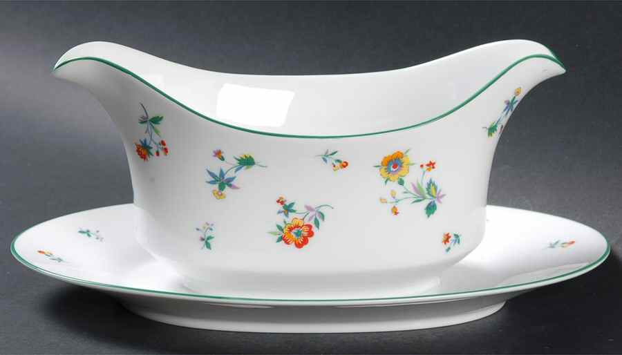 Trinity Gravy Boat with Attached Underplate by Sango-1