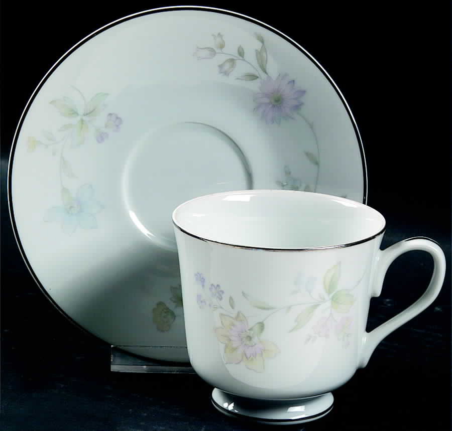 Unica Footed Cup & Saucer Set by Sango-1