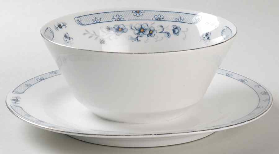 Valencia Gravy Boat with Attached Underplate by Sango-1