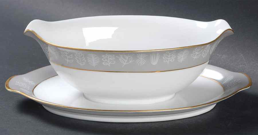 Valencia Gravy Boat with Attached Underplate by Sango-1