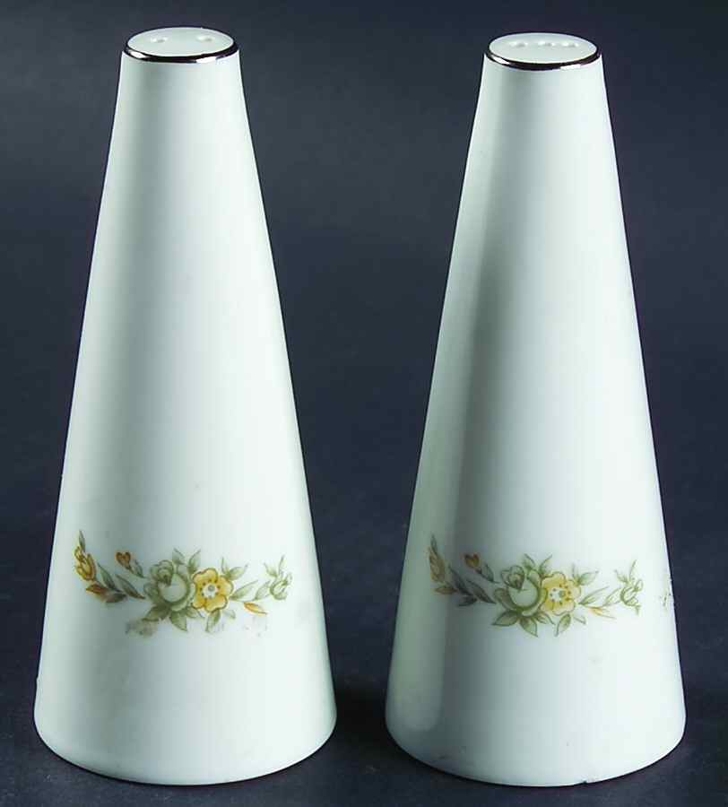 Westchester Salt & Pepper Set by Four Crown-1