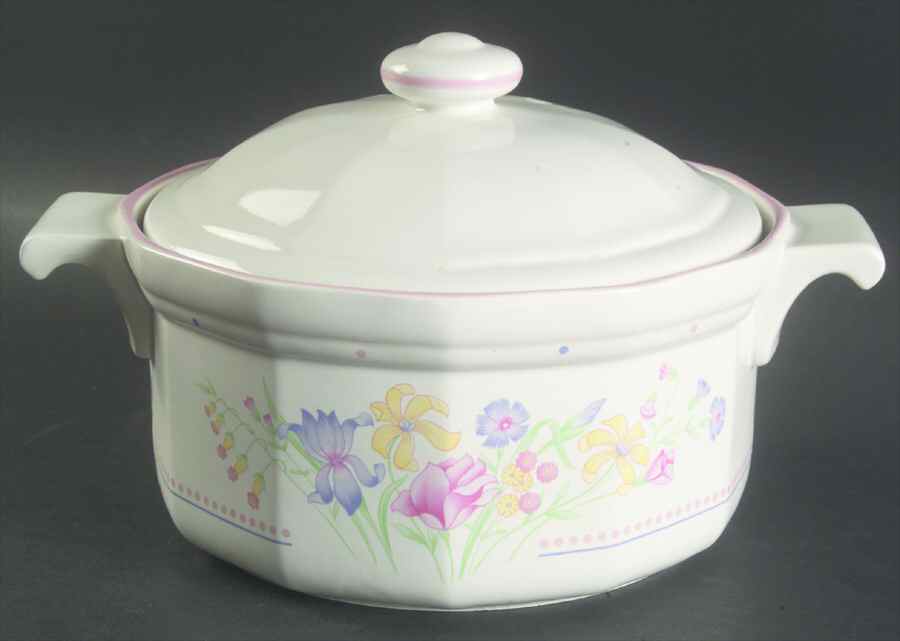 Victorian Flowers 1.5 Qt Round Covered Casserole by Sarma Studios-1
