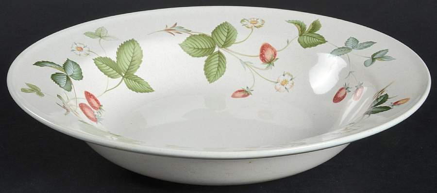 Berry Patch 9" Round Vegetable Bowl by Savoir Vivre-1