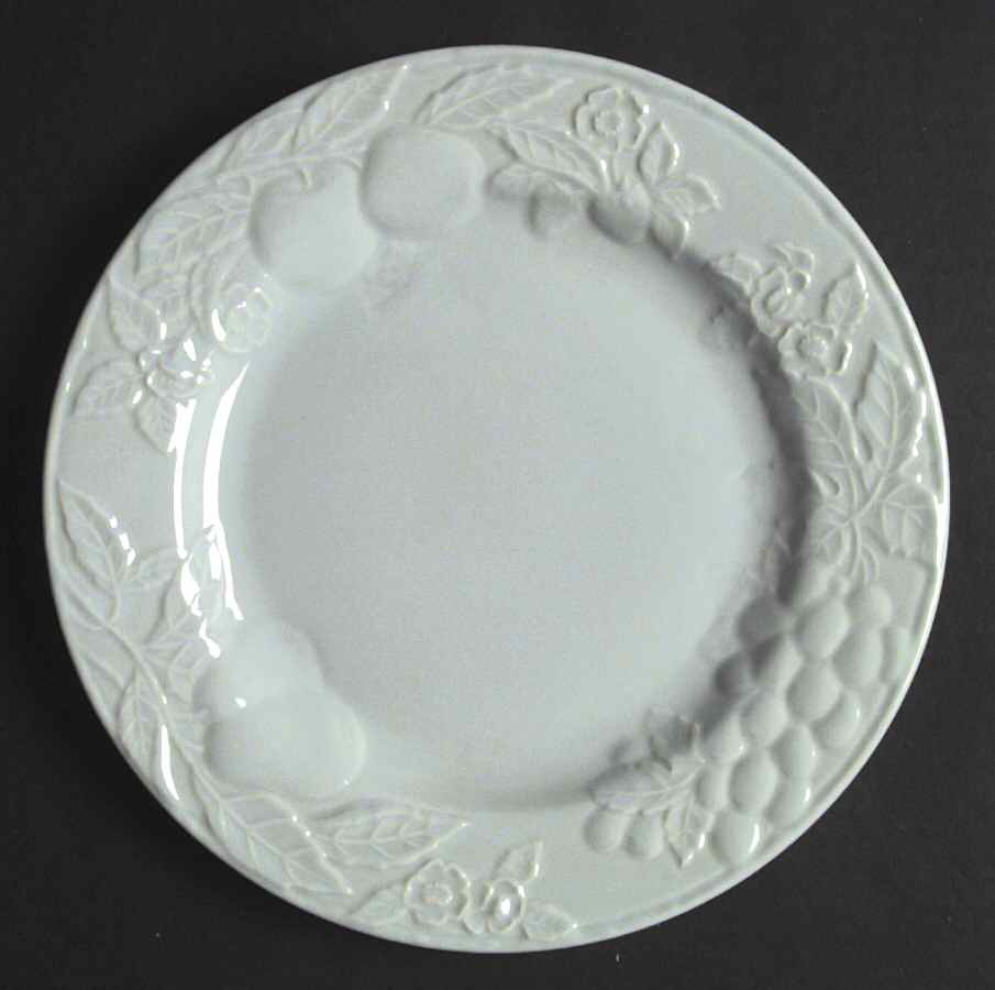 Fruit Promenade Mint Dinner Plate by Savoir Vivre-1
