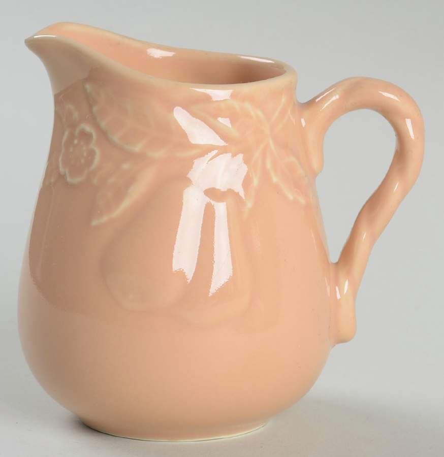 Fruit Promenade Peach Creamer by Savoir Vivre-1