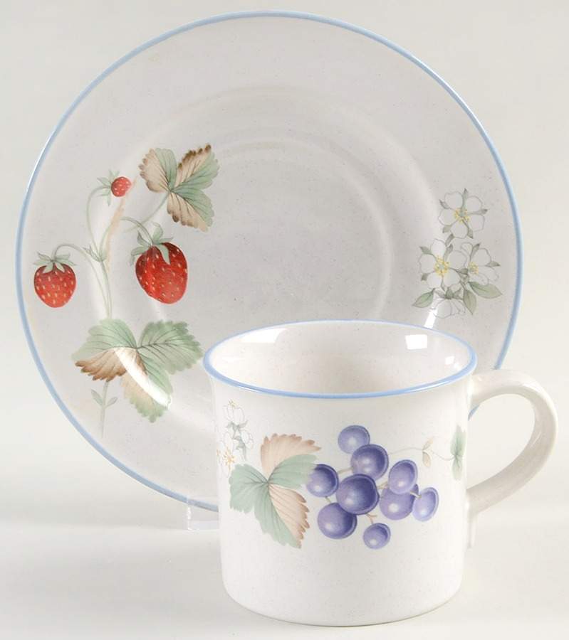 Luscious Flat Cup & Saucer Set by Savoir Vivre-1