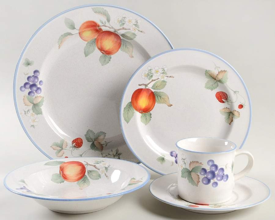 Luscious 5 Piece Place Setting by Savoir Vivre-1
