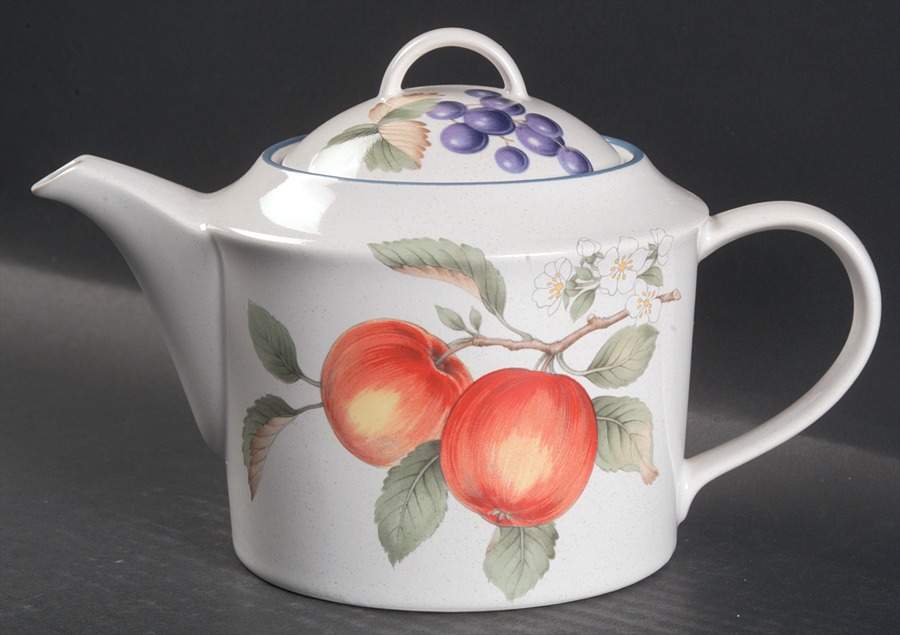 Luscious Teapot & Lid by Savoir Vivre-1