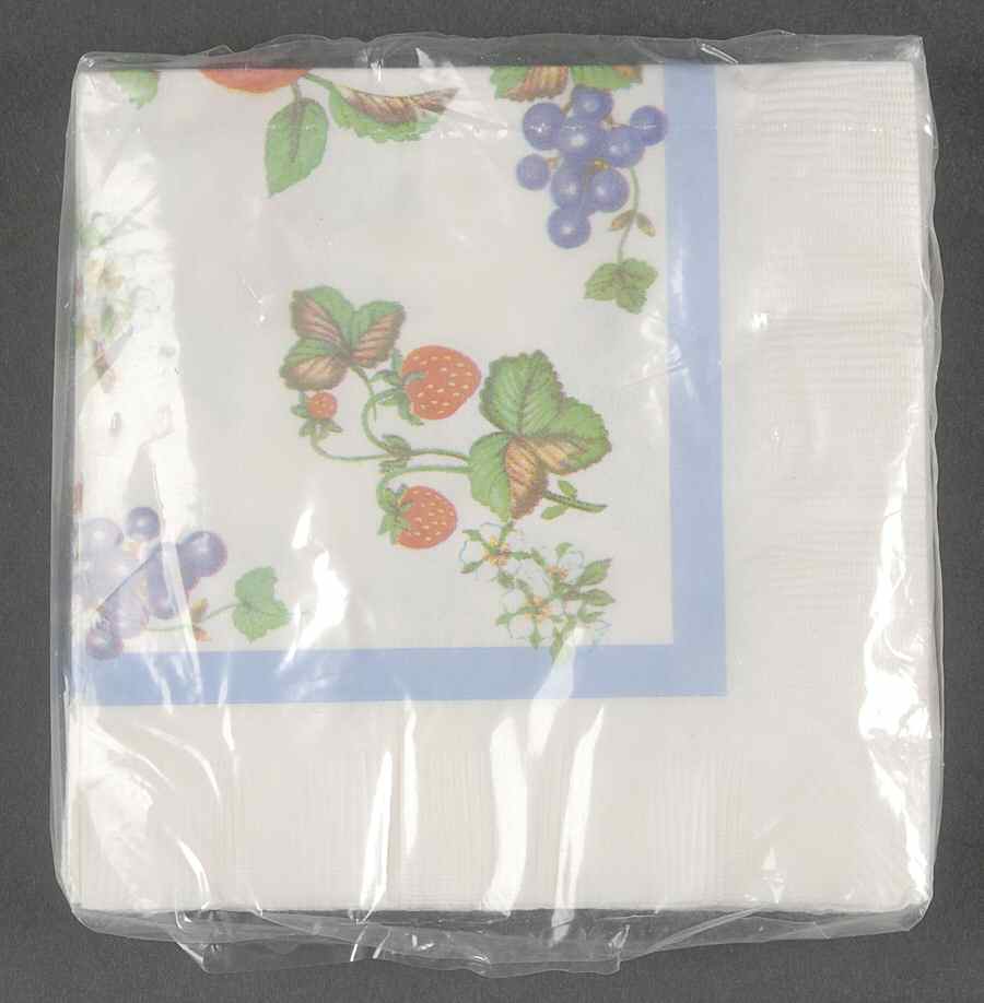Luscious Package of Paper Beverage Napkins by Savoir Vivre-1