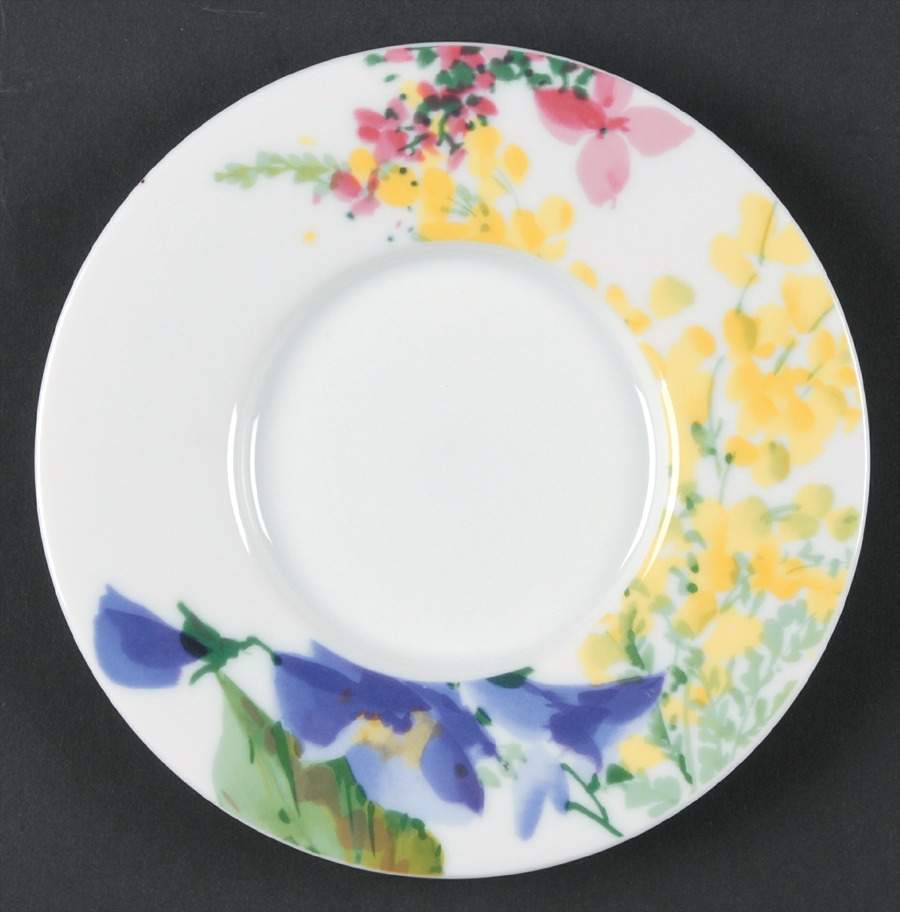 Meadow Splendor Saucer by Savoir Vivre-1