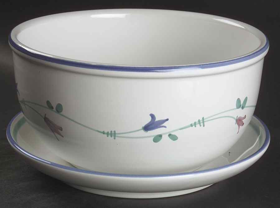 Portofino Blue Pierced Berry Bowl and Underplate by Savoir Vivre-1