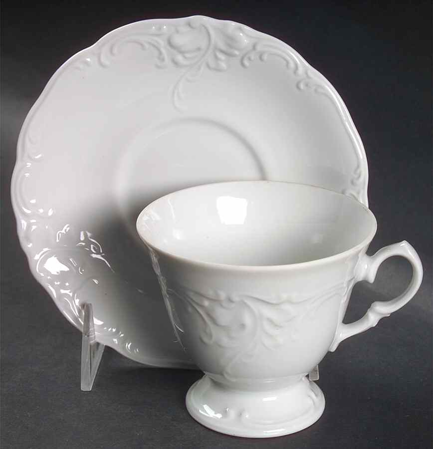 Salzburg Footed Cup & Saucer Set by Savoir Vivre-1