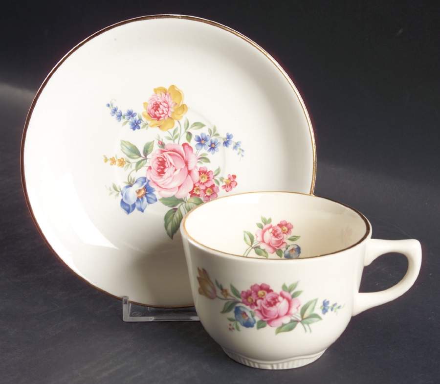 Hazel Flat Cup & Saucer Set by SCIO-1