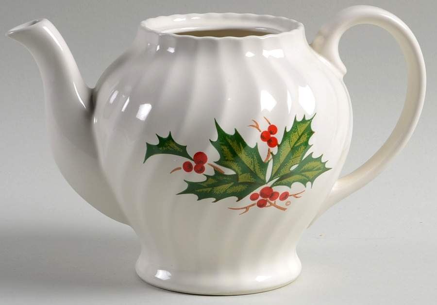 Holly Teapot No Lid by SCIO-1