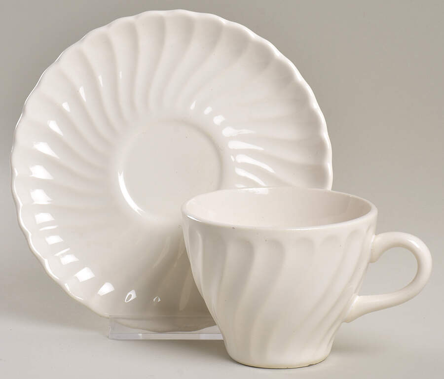 White Swirl Flat Cup & Saucer Set by SCIO-1