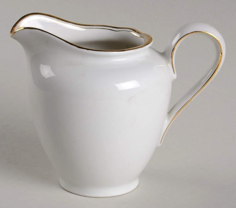 Feston Creamer by Schirnding-1