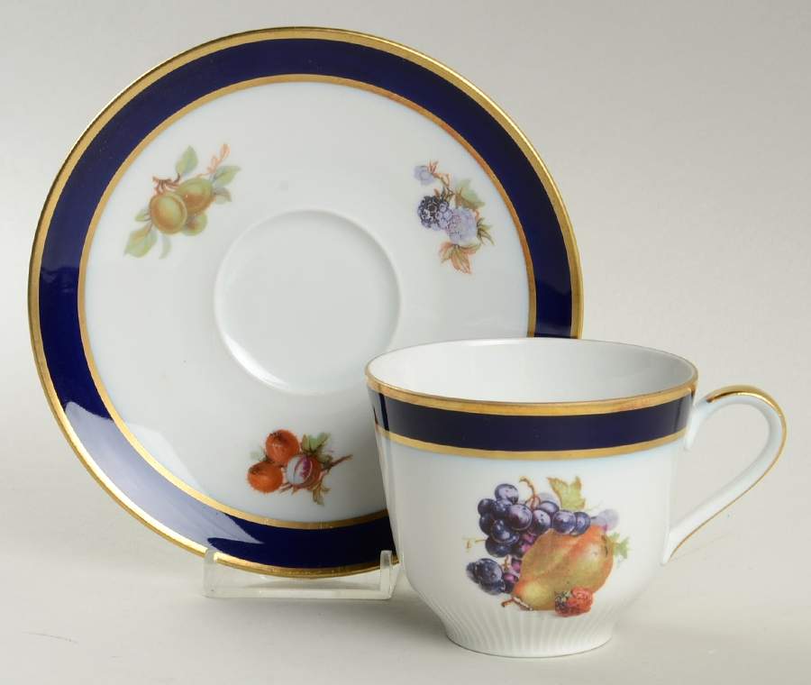 Bountiful Flat Cup & Saucer Set by Schumann - Bavaria-1