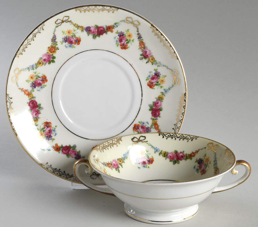 Bridal Chain Footed Cream Soup Bowl & Saucer Set by Schumann - Bavaria-1