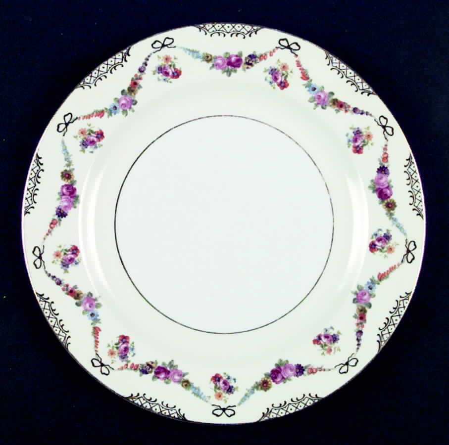 Bridal Chain Dinner Plate by Schumann - Bavaria-1