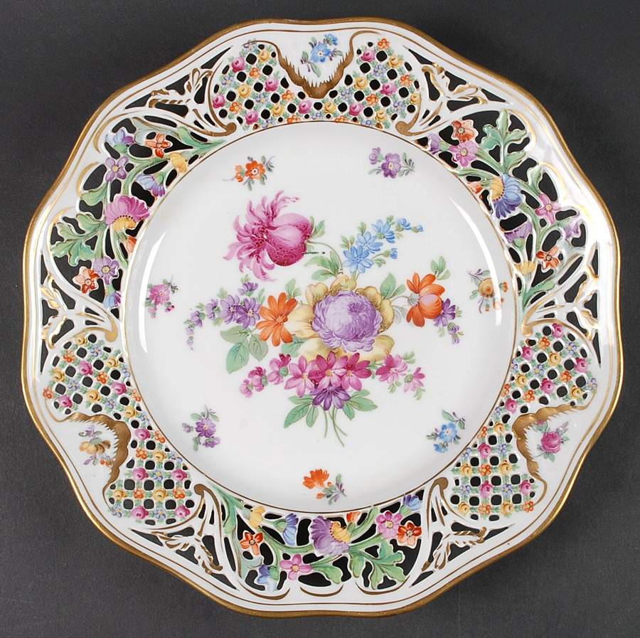 Chateau Dresden-Royal Dresner Art Dinner Plate by Schumann - Bavaria-1