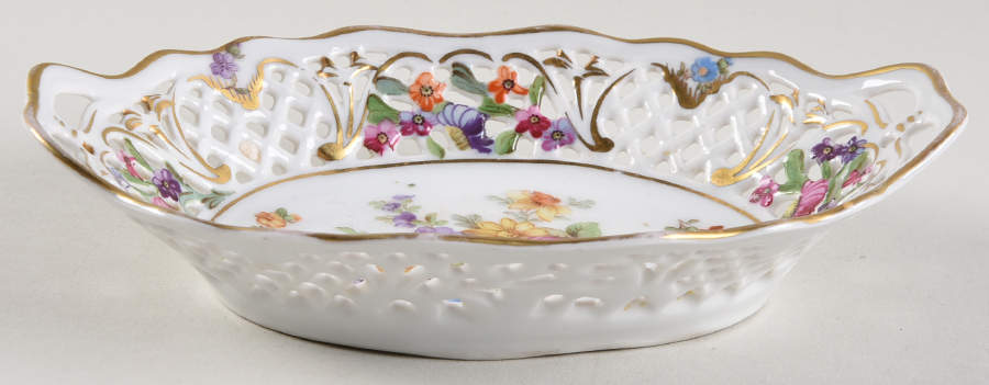 Chateau Dresden-Royal Dresner Art 6" Oval Tray by Schumann - Bavaria-1