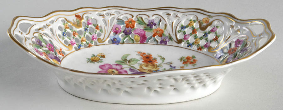 Chateau Dresden-Royal Dresner Art 7" Oval Tray by Schumann - Bavaria-1