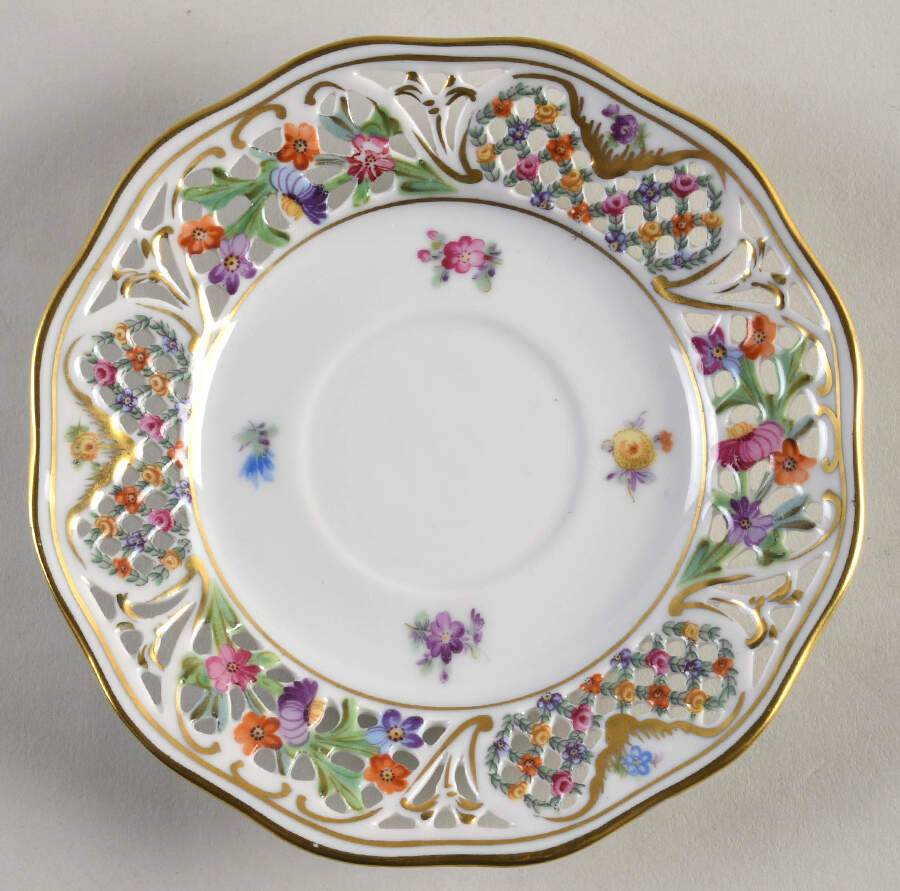 Chateau Dresden-Royal Dresner Art Saucer for Footed Cup by Schumann - Bavaria-1