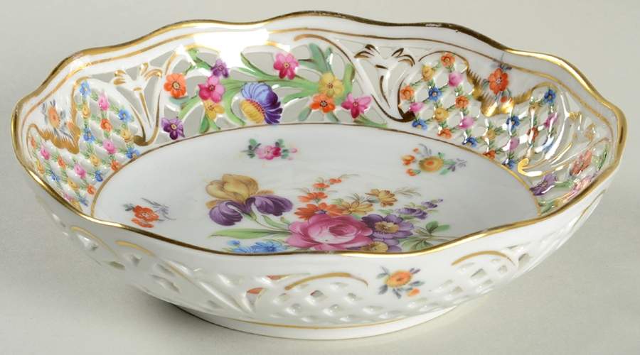 Chateau Dresden-Royal Dresner Art 7" Pierced Round Bowl by Schumann - Bavaria-1