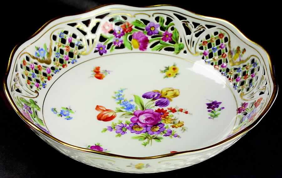 Chateau Dresden-Royal Dresner Art 9" Pierced Round Bowl by Schumann - Bavaria-1
