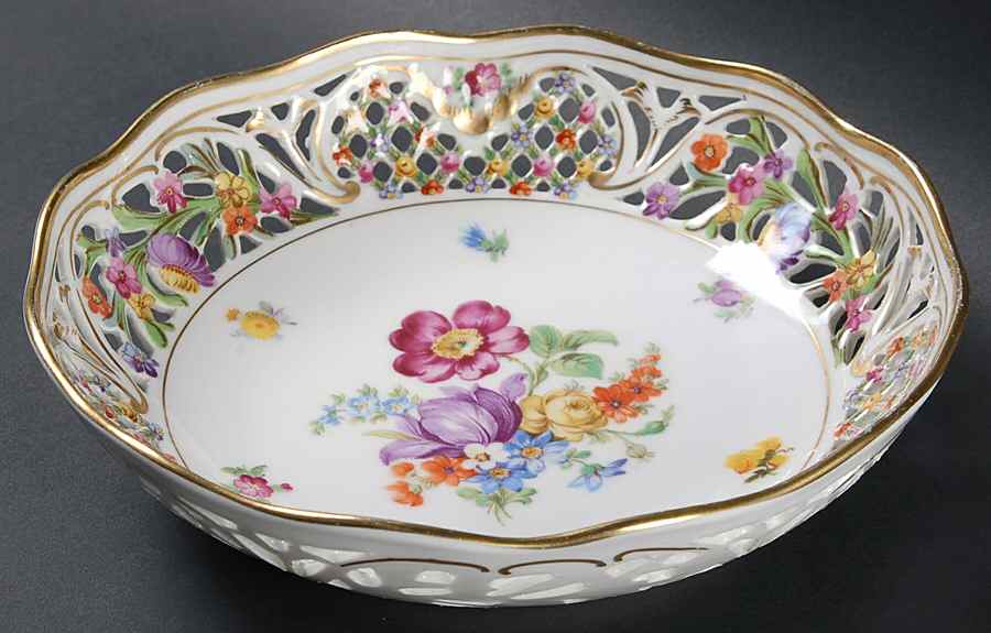 Chateau Dresden-Royal Dresner Art 7" Pierced Round Bowl by Schumann - Bavaria-1