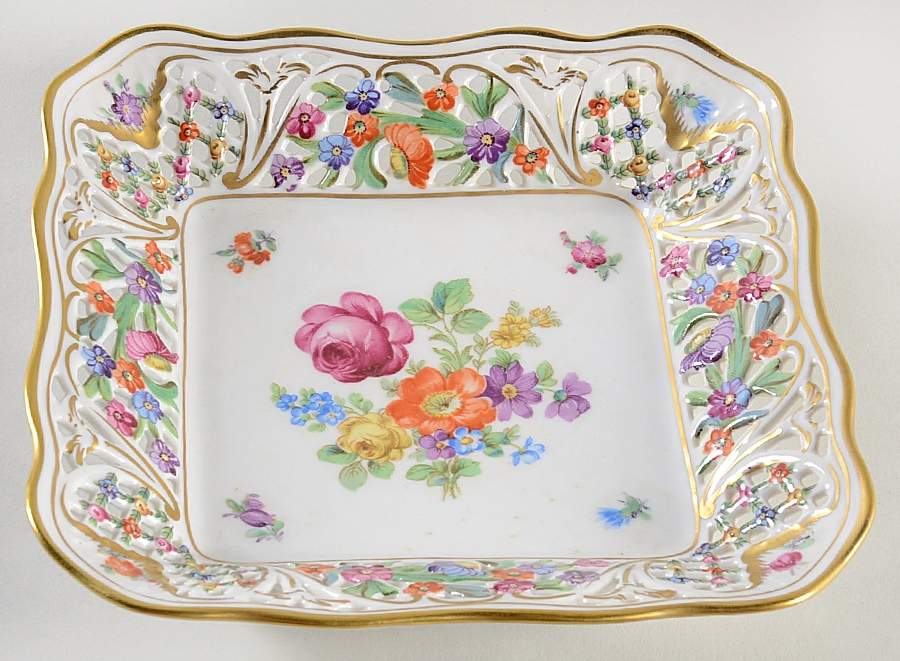 Chateau Dresden-Royal Dresner Art 7" Large Square Bon Bon by Schumann - Bavaria-1