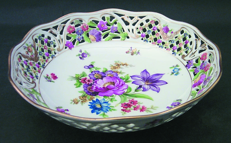 Chateau Dresden-Royal Dresner Art 9" Pierced Round Bowl by Schumann - Bavaria-1