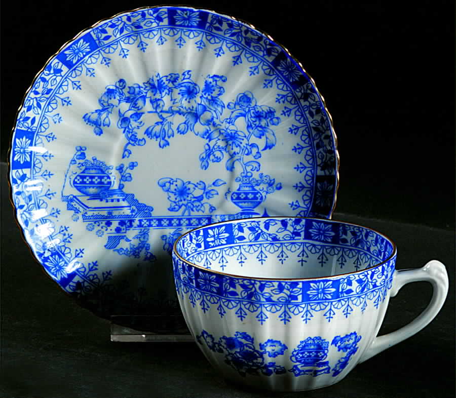 China Blau Flat Cup & Saucer Set by Schumann - Bavaria-1