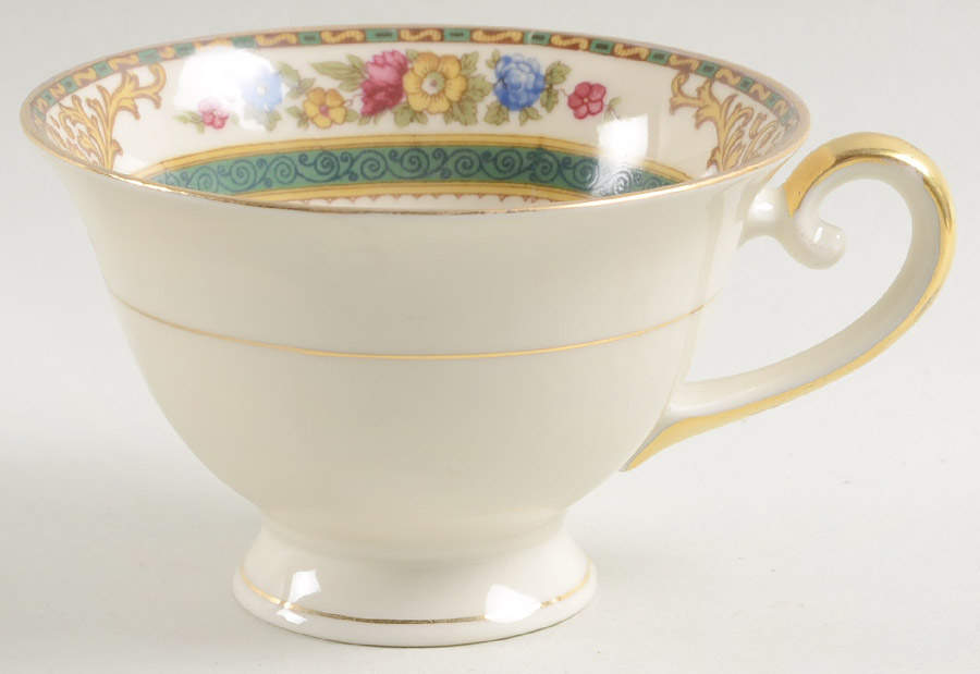 Cottswold Footed Cup by Schumann - Bavaria-1