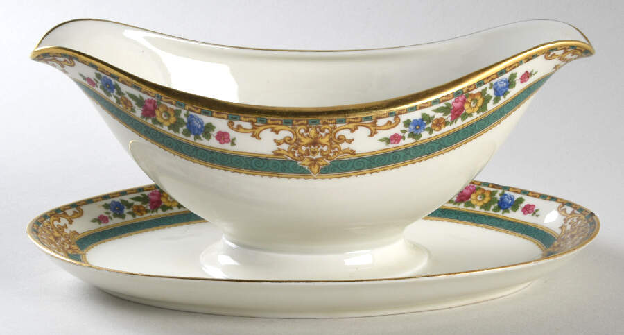 Cottswold Gravy Boat with Attached Underplate by Schumann - Bavaria-1