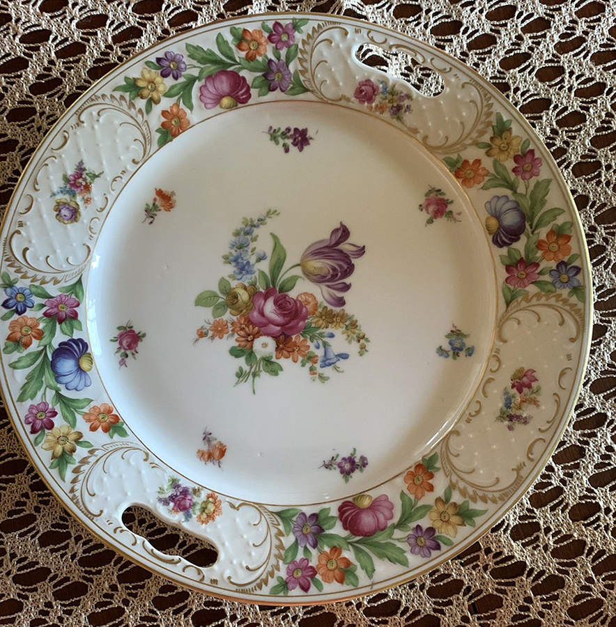 Dresdener Dresdner Art (Smooth) 13" Handled Chop Plate (Round Platter) by Schumann - Bavaria-1