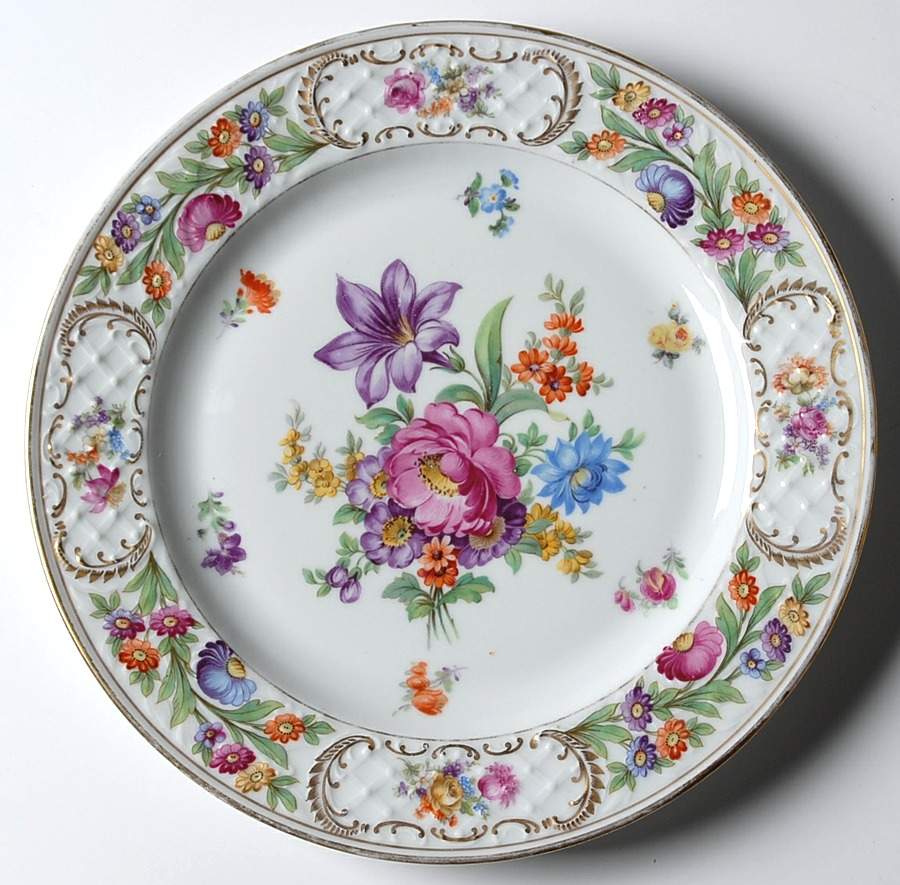 Dresdener Dresdner Art (Smooth) Dinner Plate by Schumann - Bavaria-1