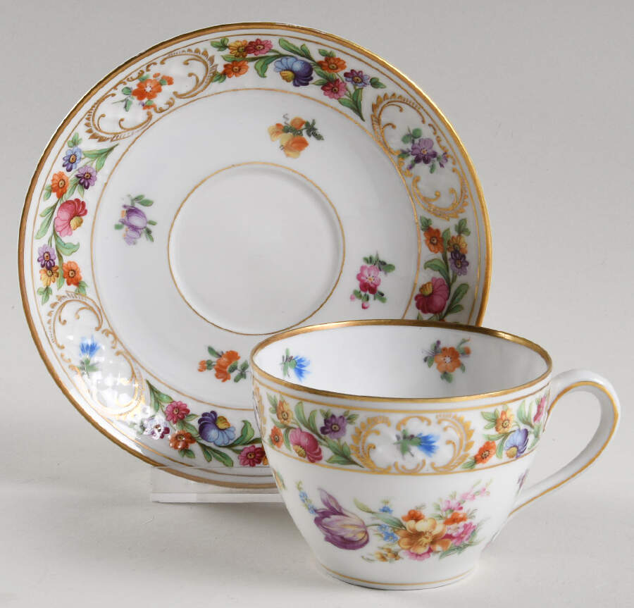 Dresdener Dresdner Art (Smooth) Flat Cup & Saucer Set by Schumann - Bavaria-1