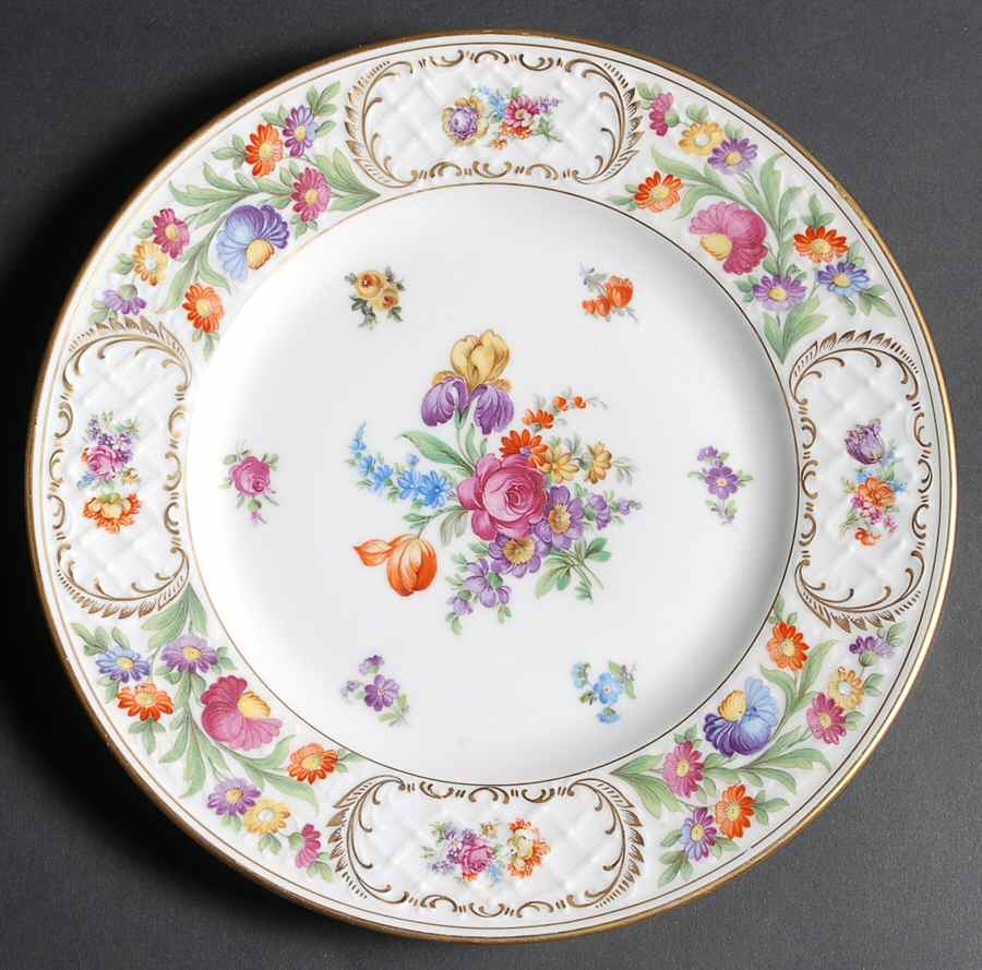 Dresdener Dresdner Art (Smooth) Large Dinner Plate by Schumann - Bavaria-1